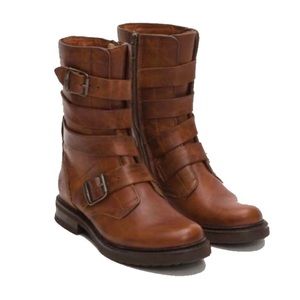 Frye Veronica Tanker Moto
Boot Size 9.5 B Buckles Strappy Side Zip Short boots